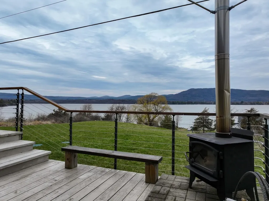 1842 Lake Street Bridport VT 05734