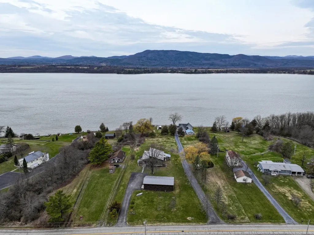 1842 Lake Street Bridport VT 05734