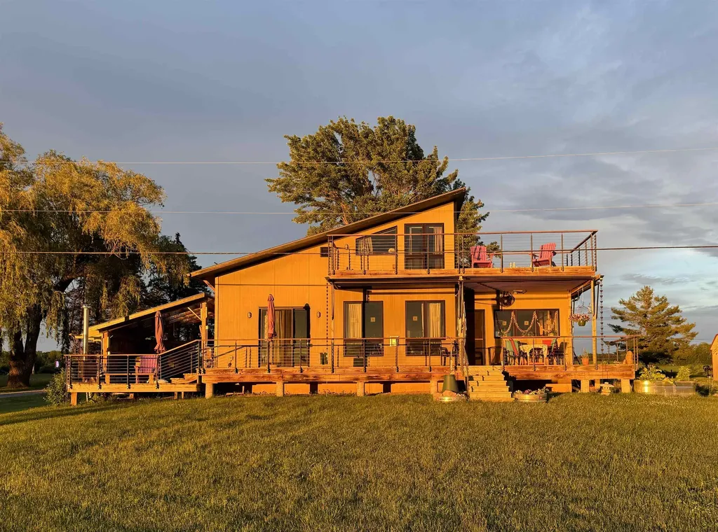 1842 Lake Street Bridport VT 05734