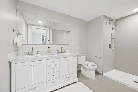 99 Foundry Place Portsmouth NH 03801