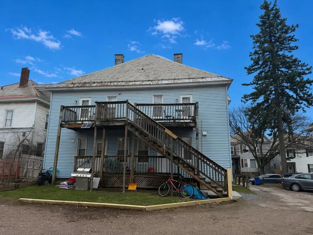 31-33 Hickok Place Burlington VT 05401