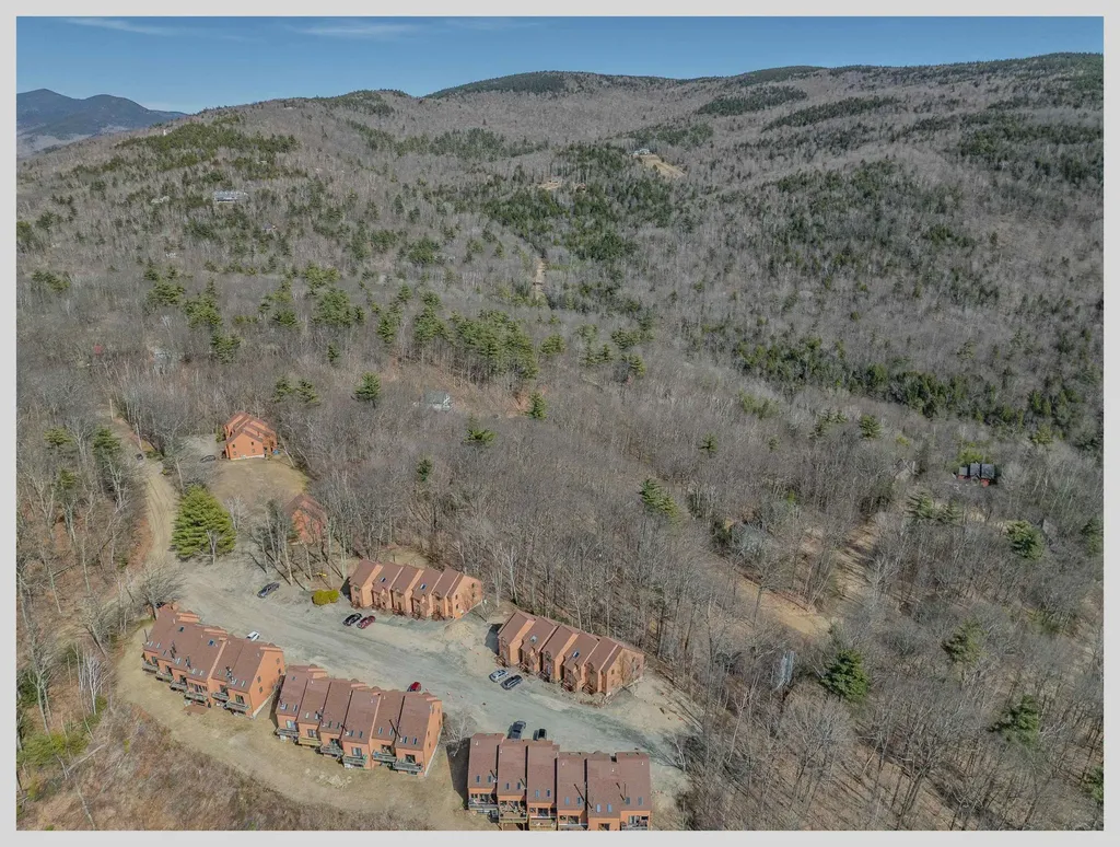 81 Richardson Trail Campton NH 03223
