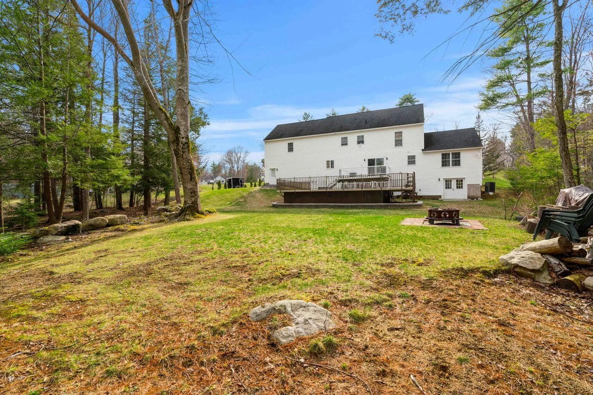 7 Samantha Avenue Raymond NH 03077