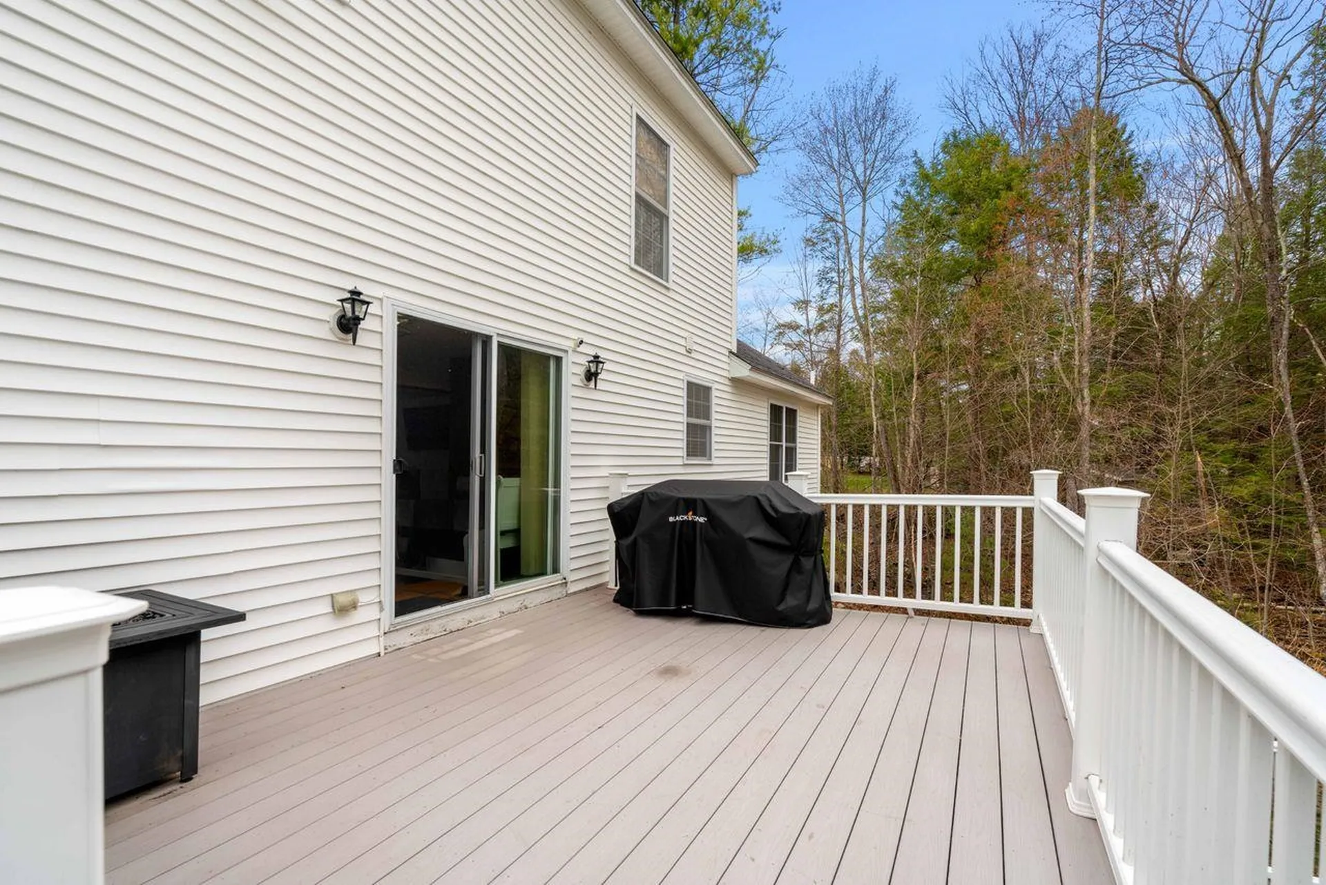 7 Samantha Avenue Raymond NH 03077