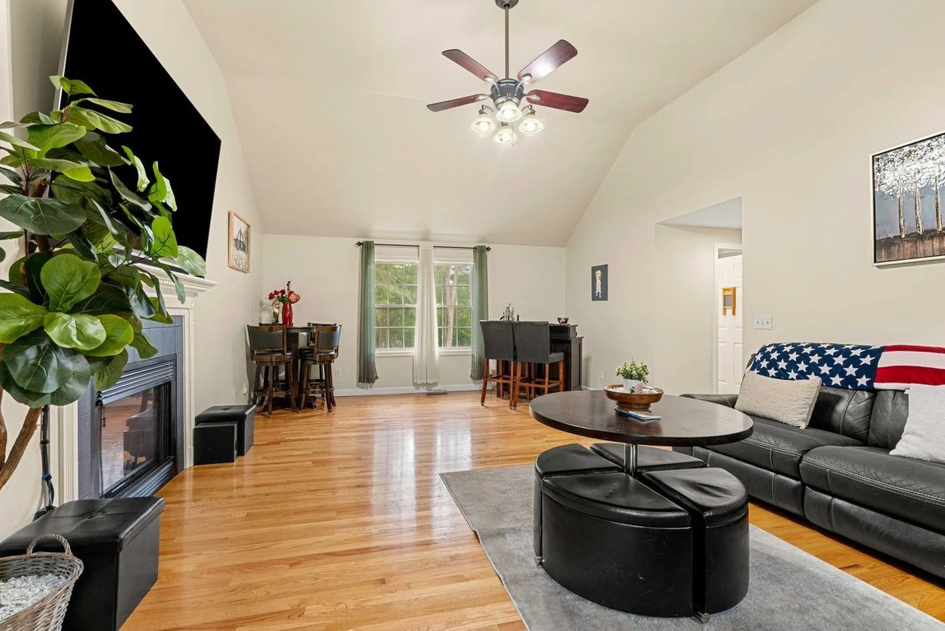 7 Samantha Avenue Raymond NH 03077