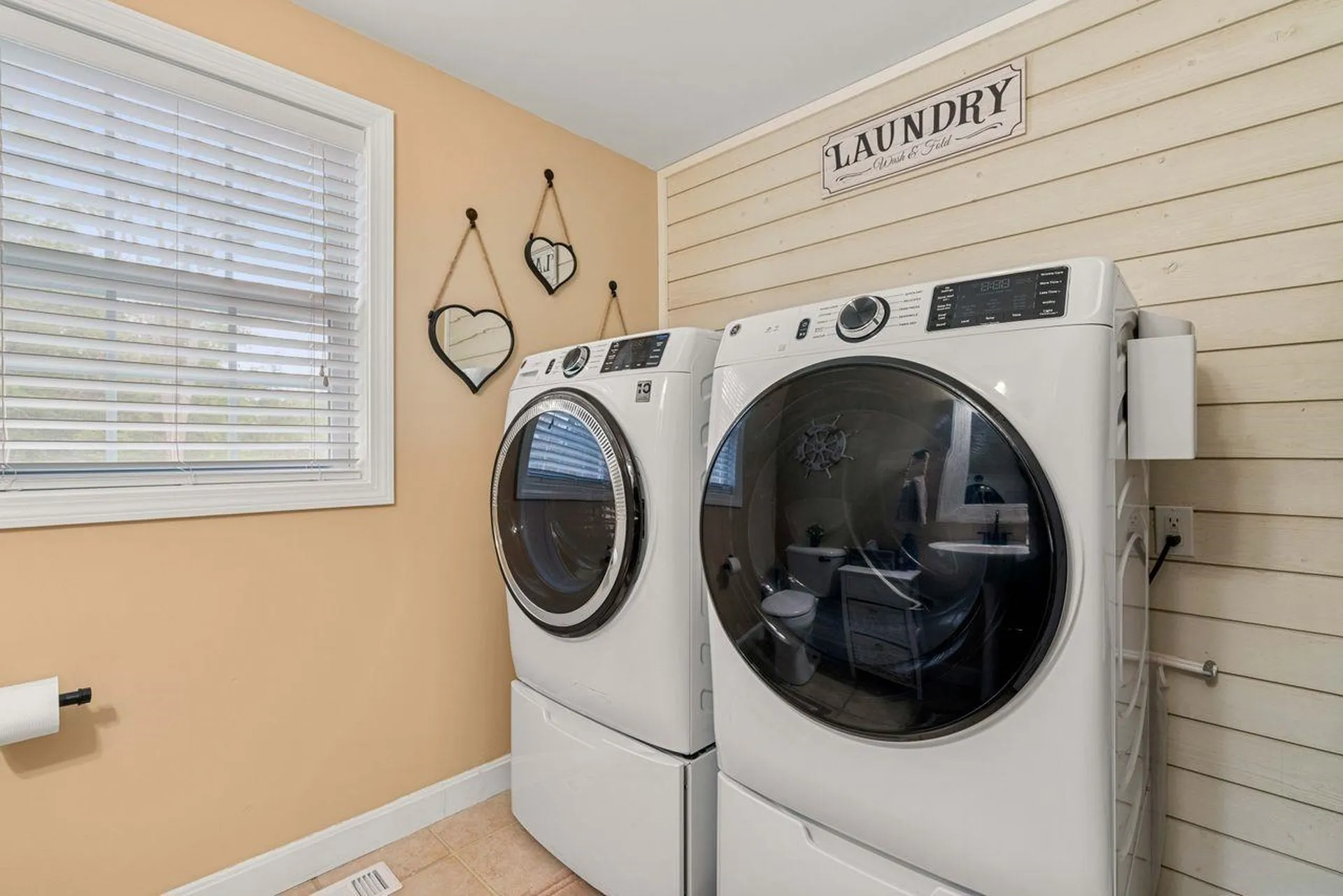 7 Samantha Avenue Raymond NH 03077