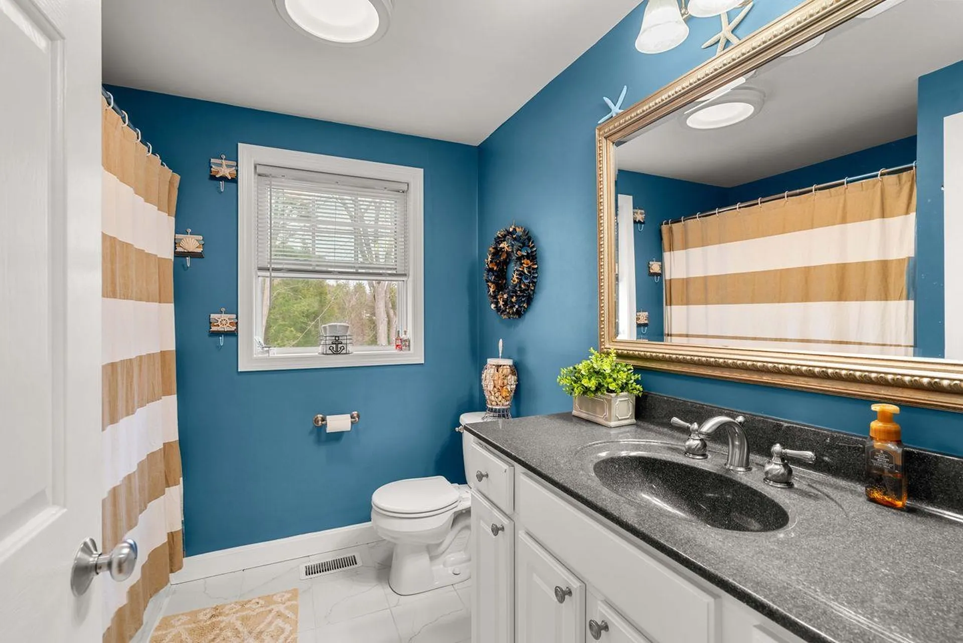 7 Samantha Avenue Raymond NH 03077