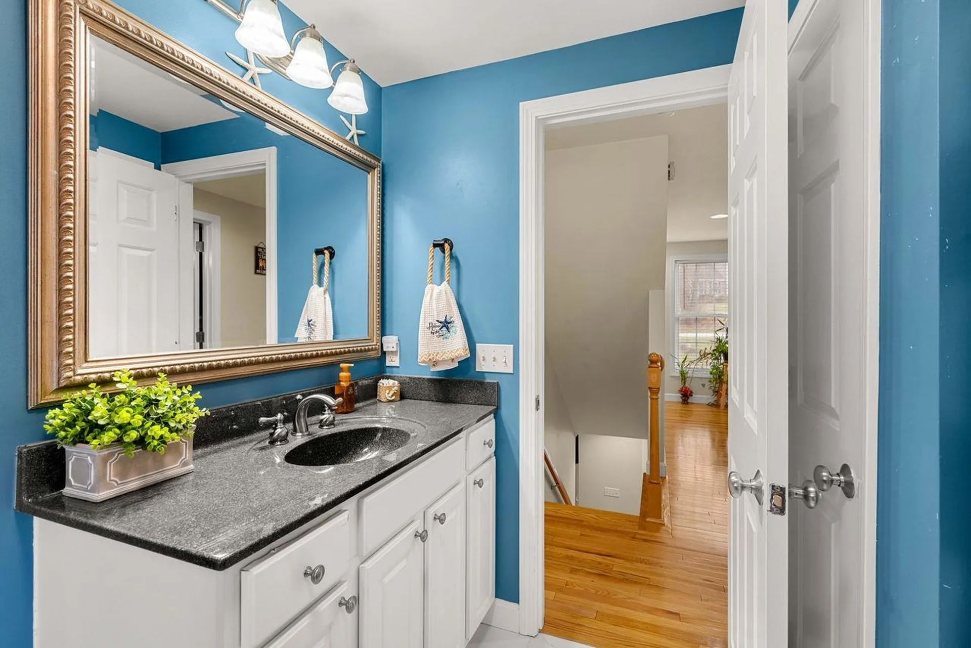 7 Samantha Avenue Raymond NH 03077