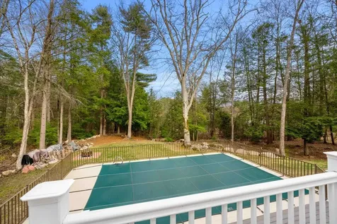7 Samantha Avenue Raymond NH 03077