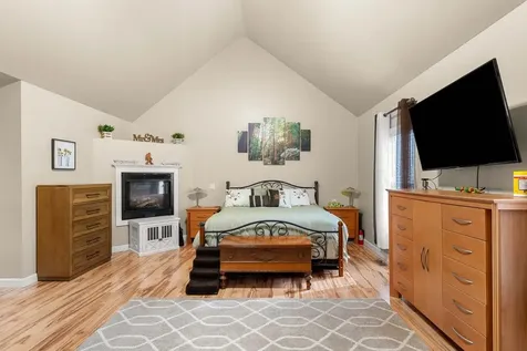 7 Samantha Avenue Raymond NH 03077