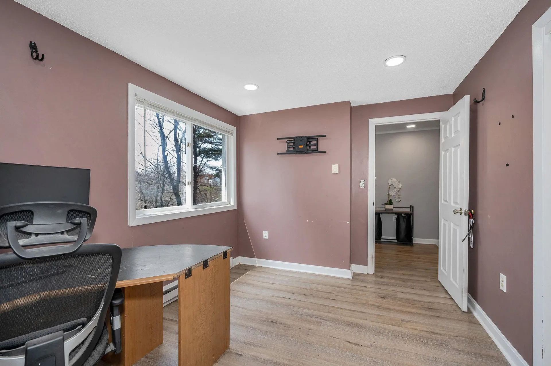 89 English Range Road Derry NH 03038