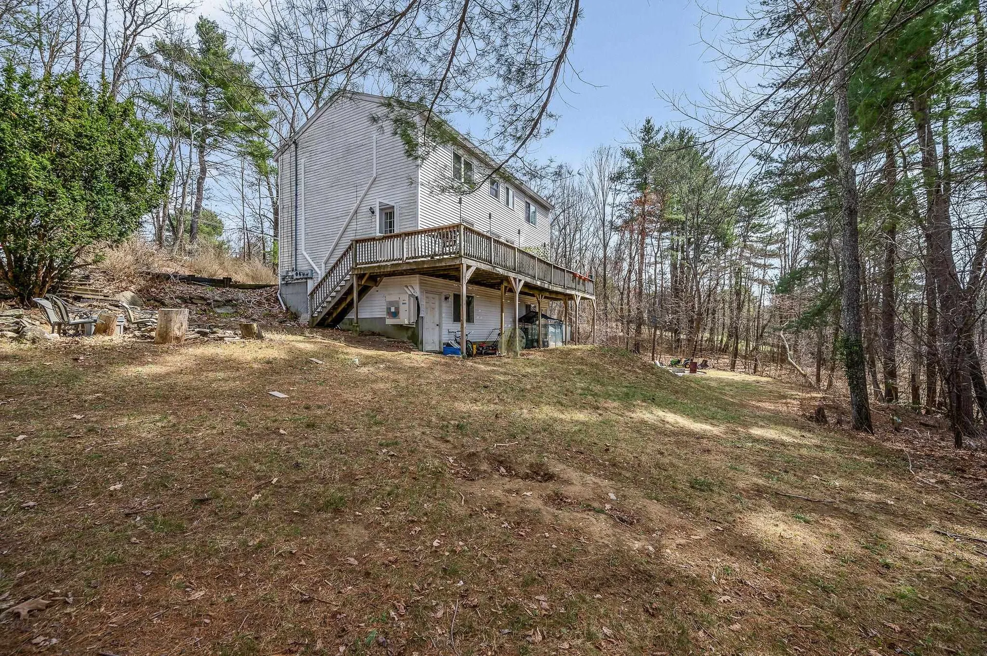 89 English Range Road Derry NH 03038