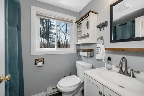89 English Range Road Derry NH 03038