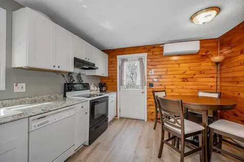 89 English Range Road Derry NH 03038