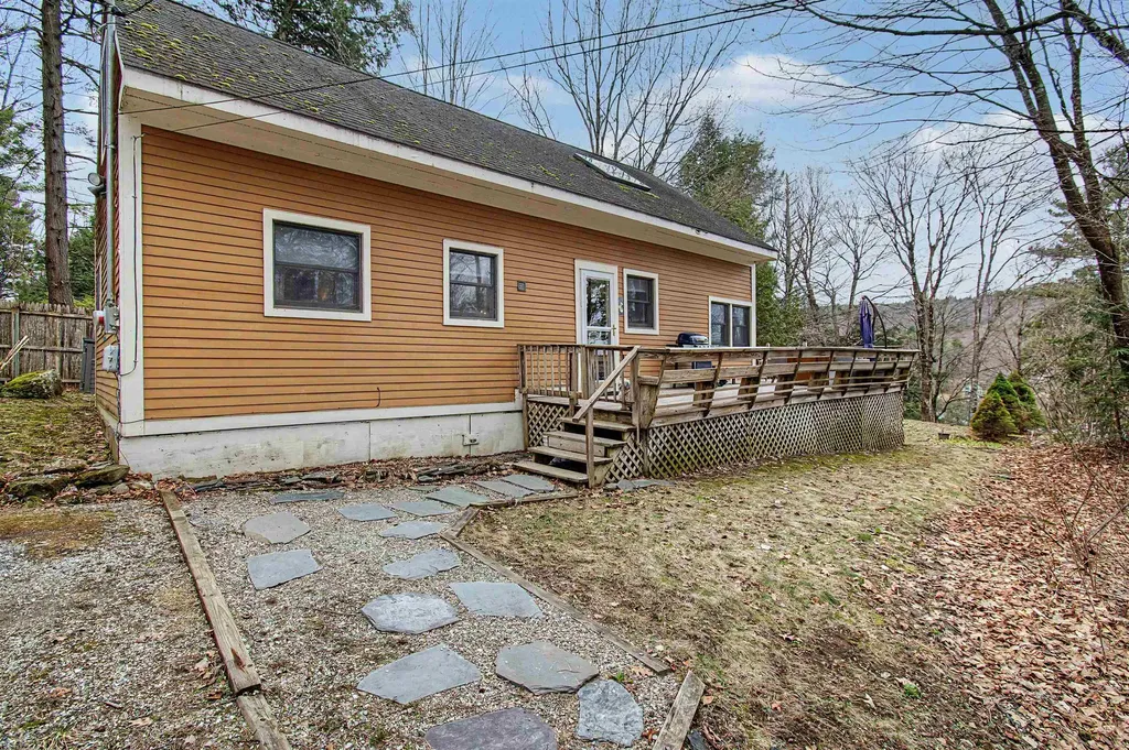60 Wheatley Road Hinesburg VT 05461