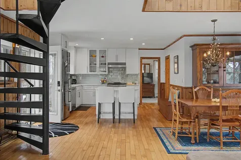 60 Wheatley Road Hinesburg VT 05461