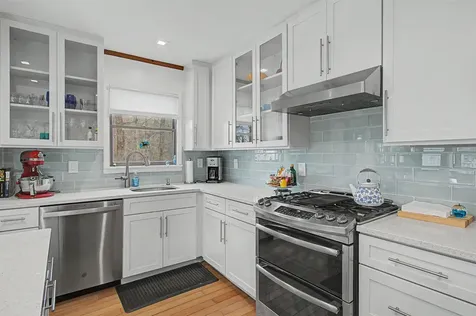 60 Wheatley Road Hinesburg VT 05461