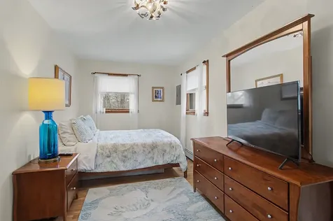 60 Wheatley Road Hinesburg VT 05461