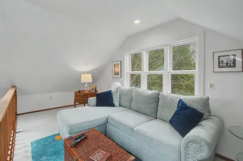 60 Wheatley Road Hinesburg VT 05461