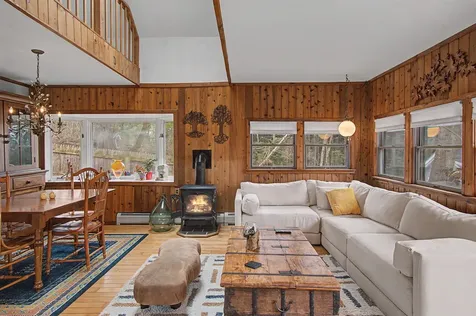 60 Wheatley Road Hinesburg VT 05461