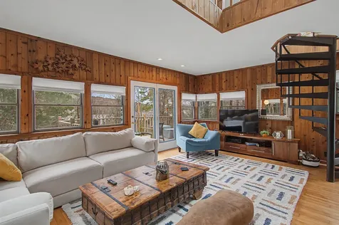 60 Wheatley Road Hinesburg VT 05461