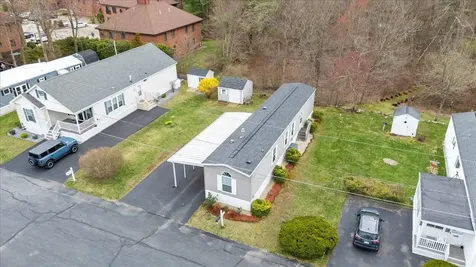 4 Trailerhome Drive Salem NH 03079