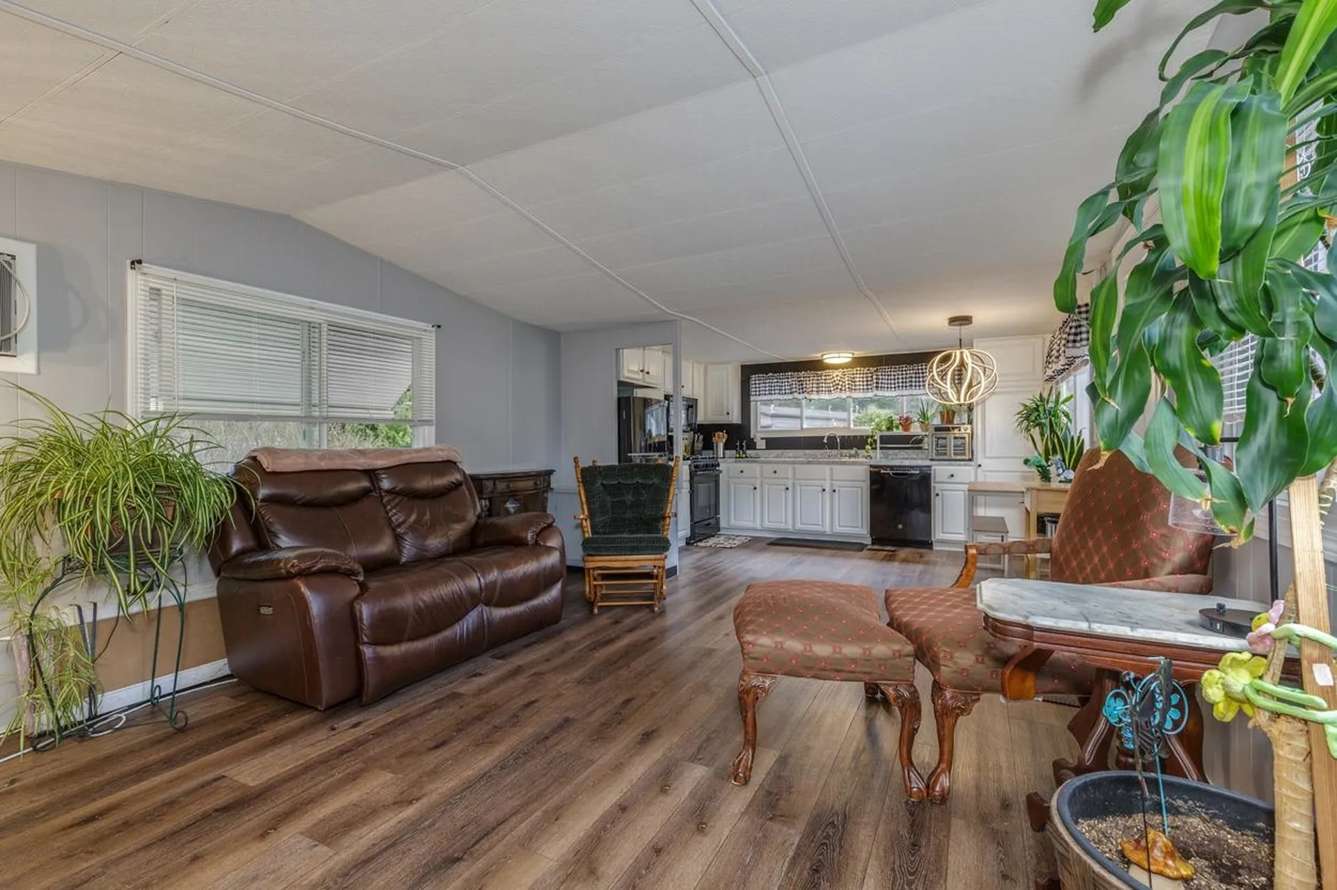 4 Clovercrest Drive Nashua NH 03062