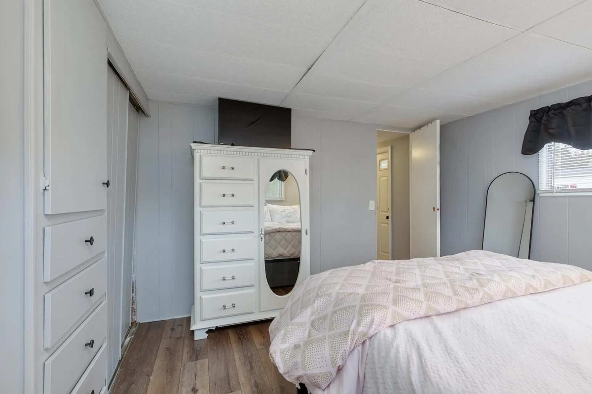 4 Clovercrest Drive Nashua NH 03062