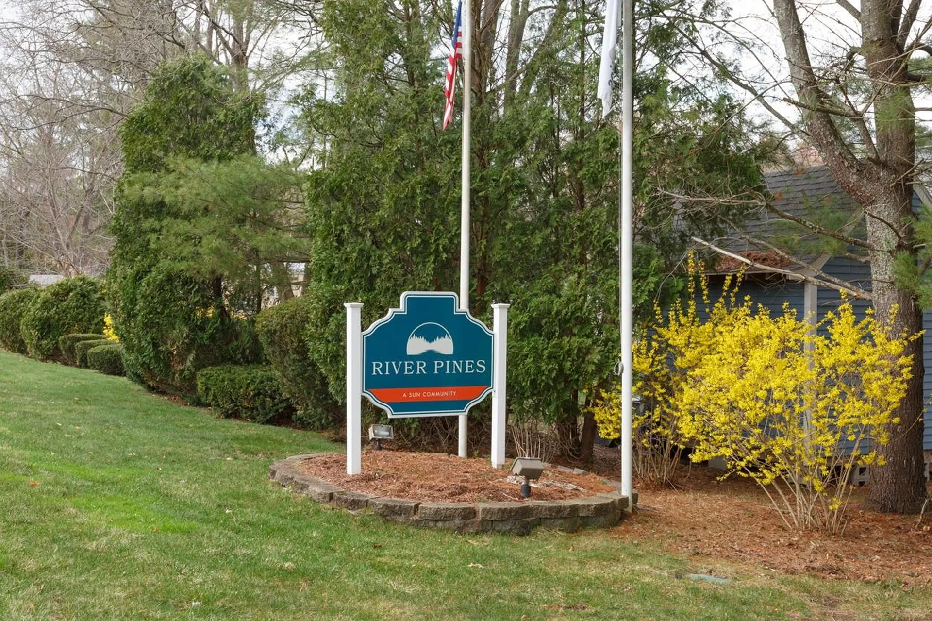 4 Clovercrest Drive Nashua NH 03062