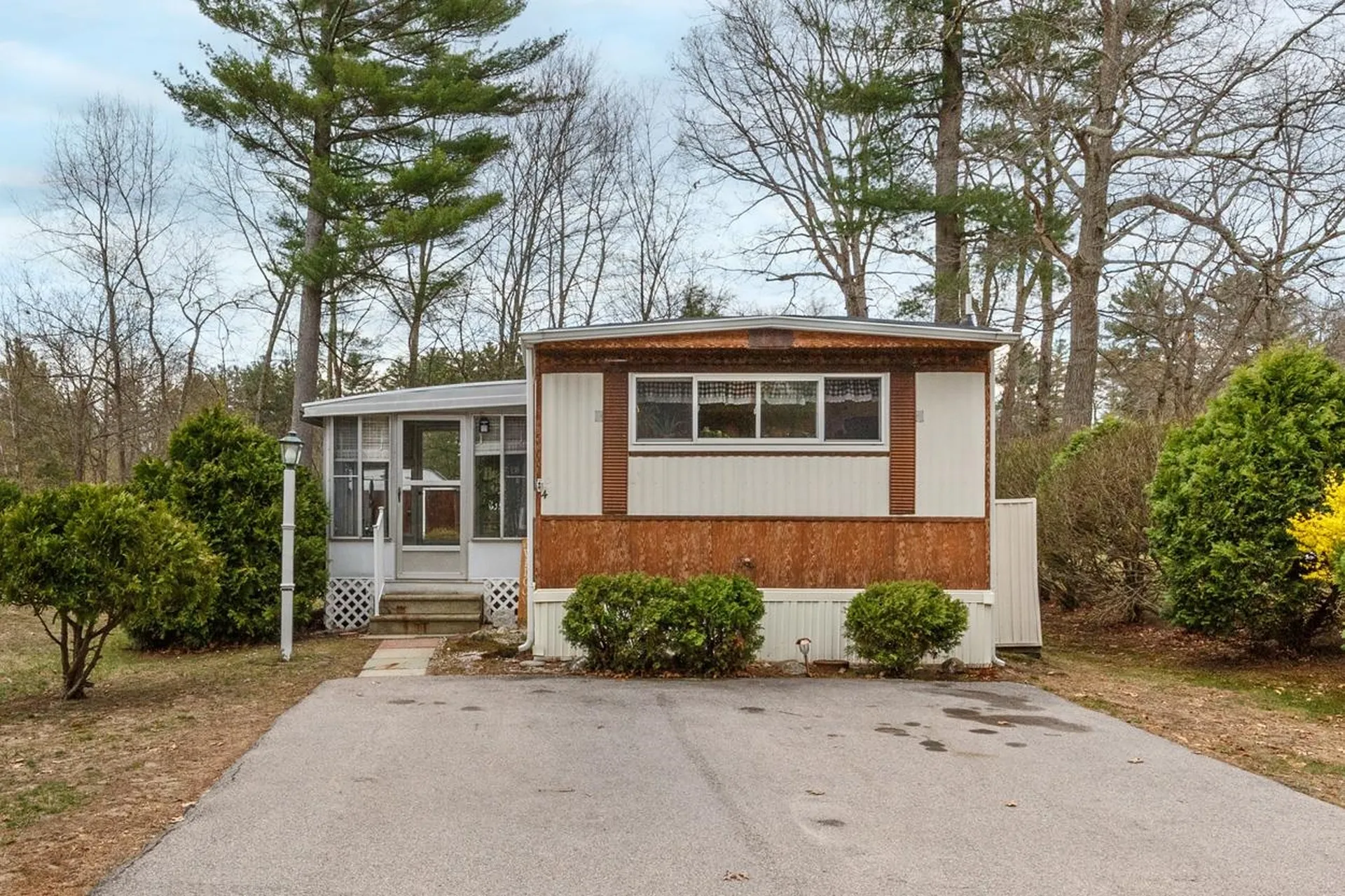4 Clovercrest Drive Nashua NH 03062