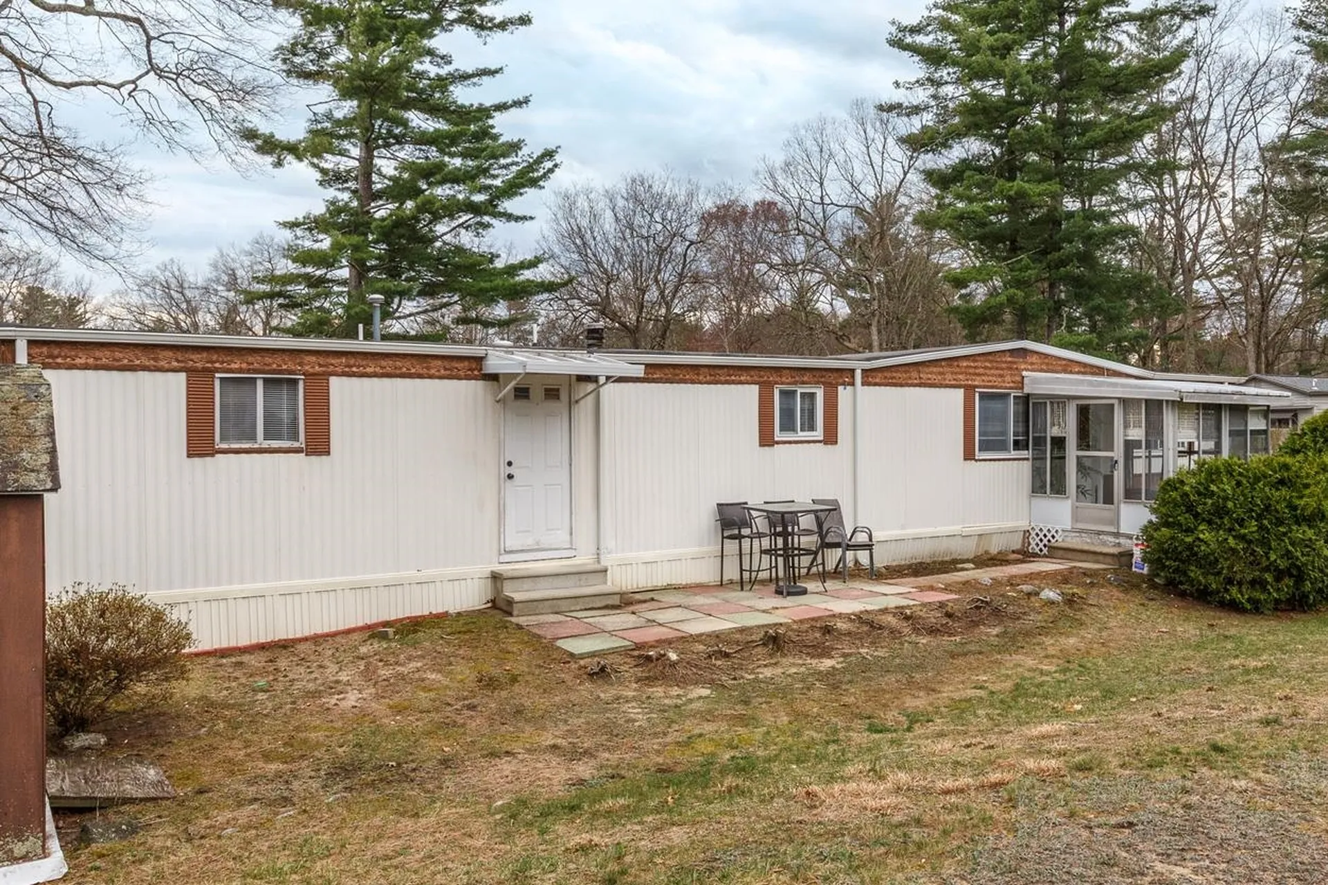 4 Clovercrest Drive Nashua NH 03062
