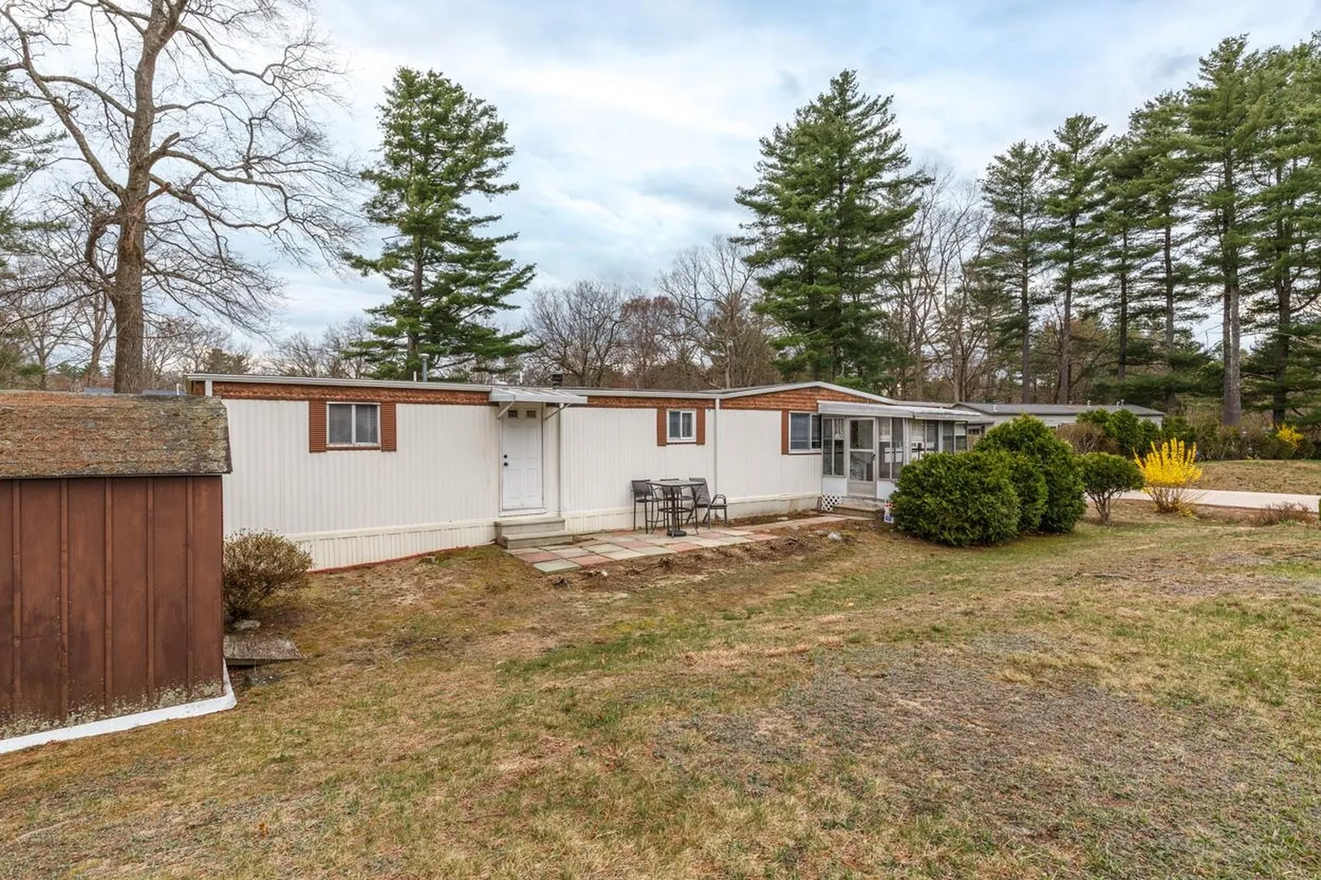 4 Clovercrest Drive Nashua NH 03062