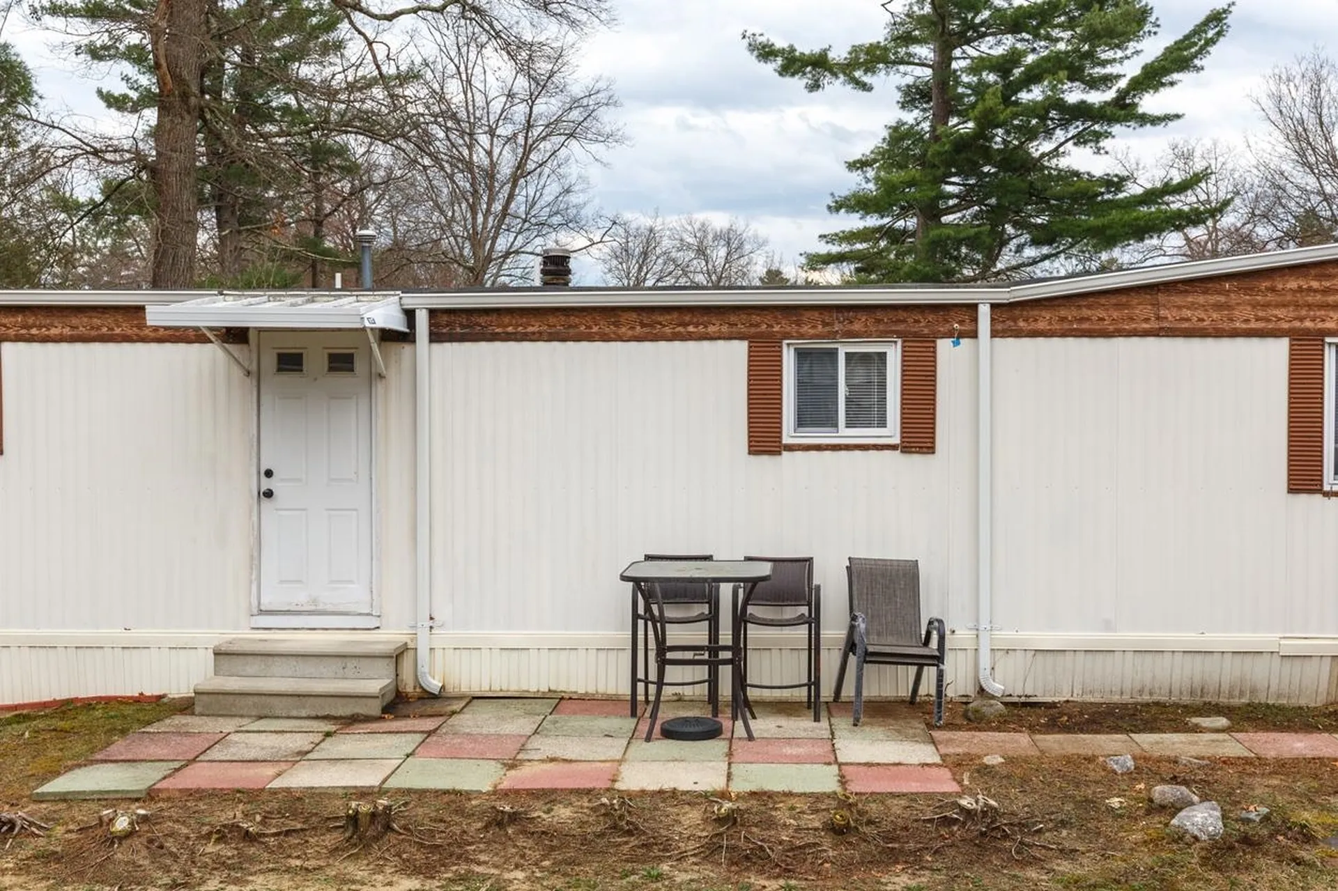 4 Clovercrest Drive Nashua NH 03062