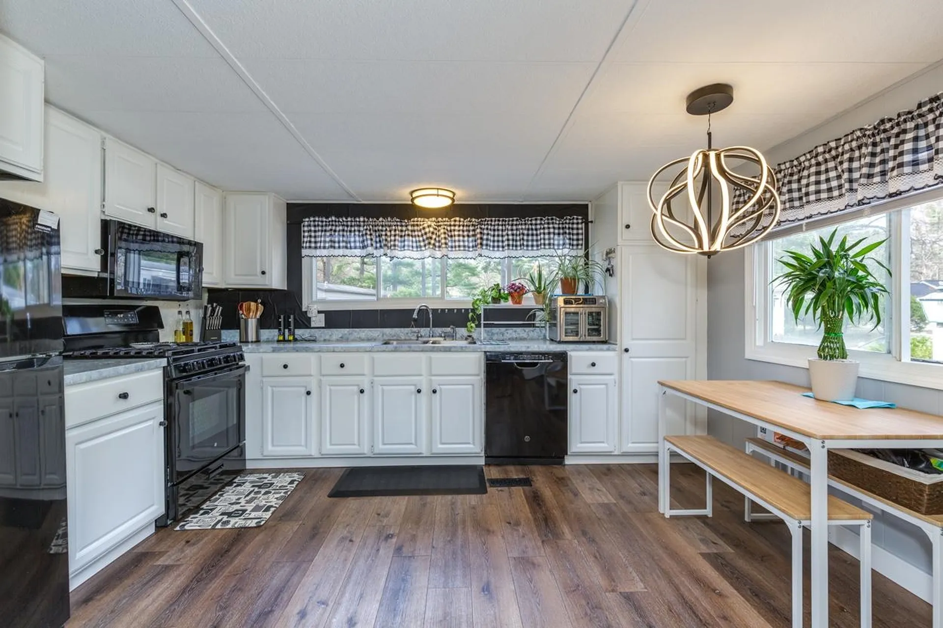 4 Clovercrest Drive Nashua NH 03062