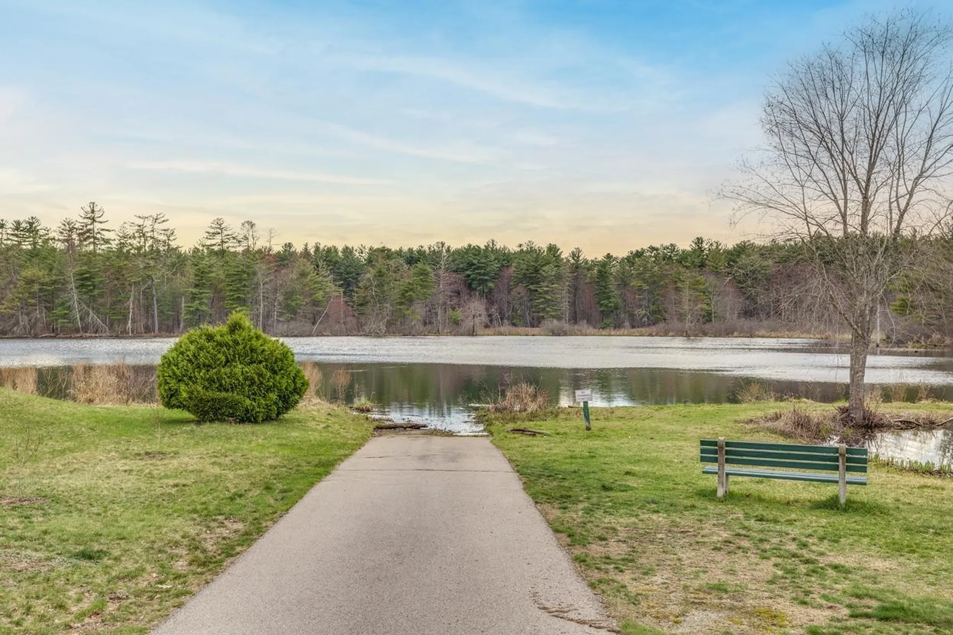 4 Clovercrest Drive Nashua NH 03062