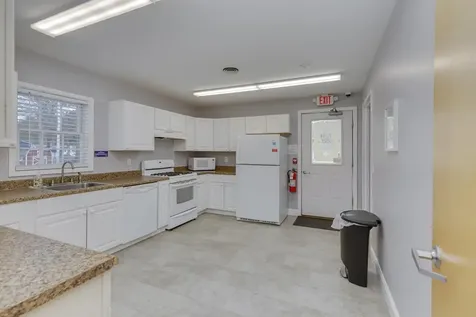 4 Clovercrest Drive Nashua NH 03062