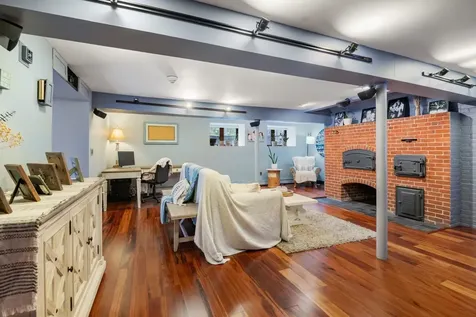 80 Pond Street Salem NH 03079