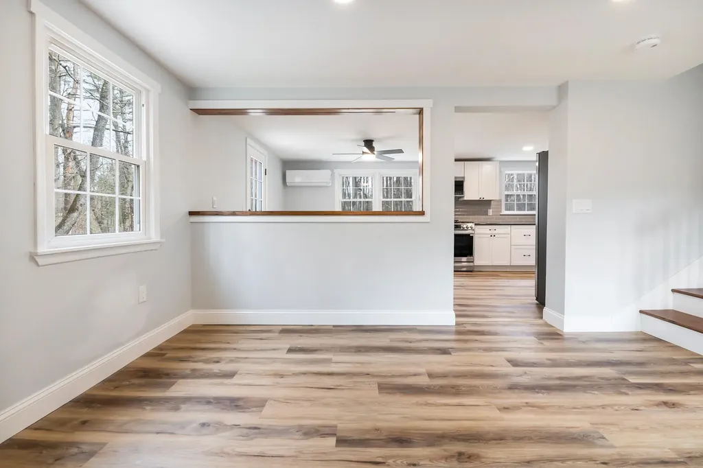 9 Lighthouse Way Newport NH 03773