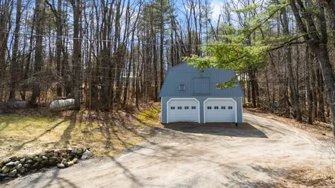 9 Lighthouse Way Newport NH 03773