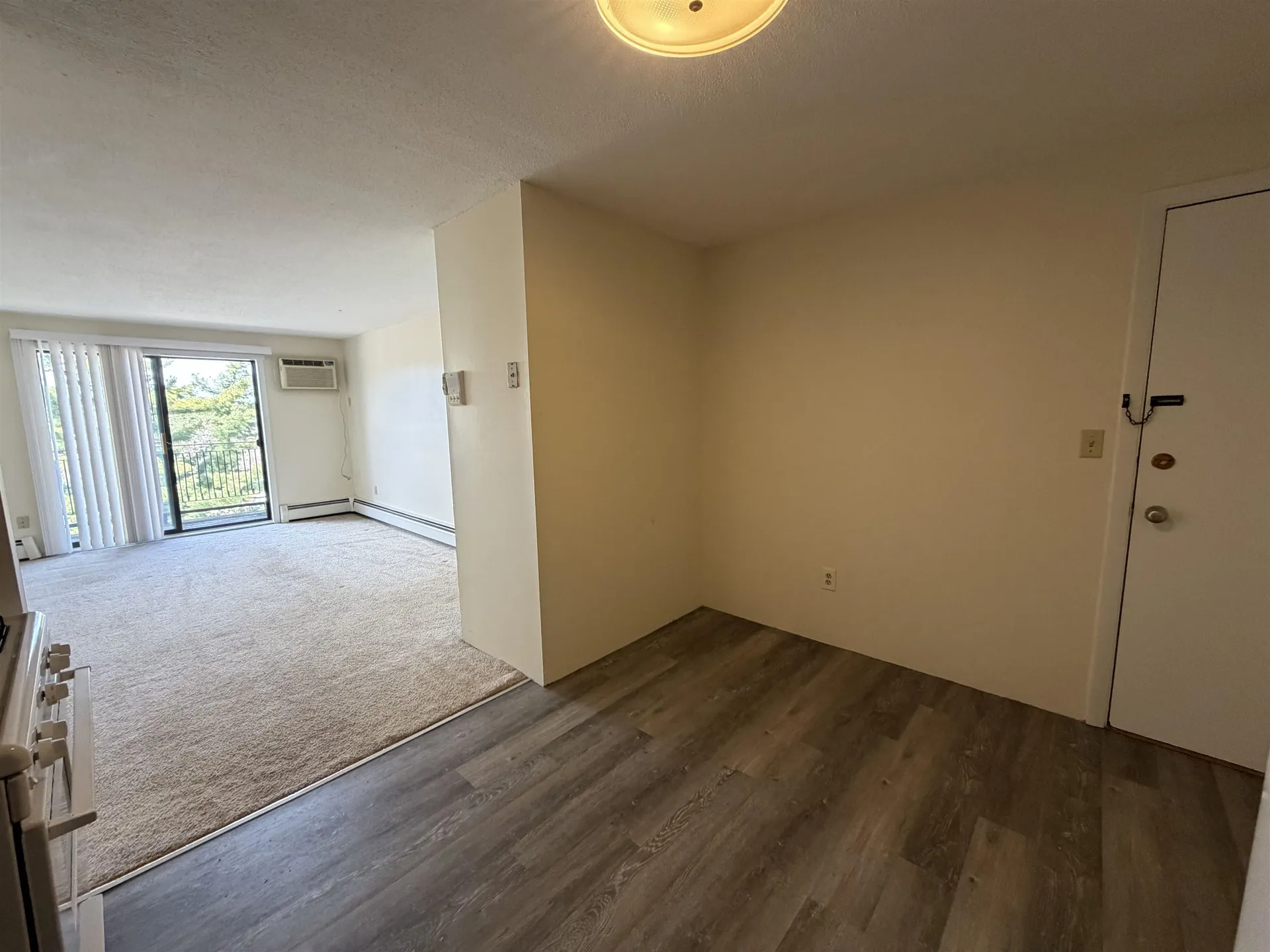 134 Mammoth Road Hooksett NH 03106