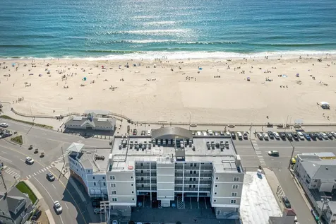 275 Ocean Boulevard Hampton NH 03842