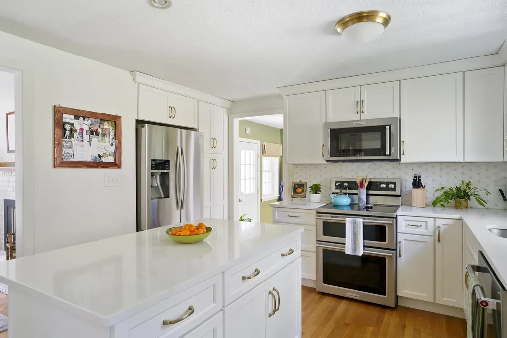 45 Gault Road Bedford NH 03110