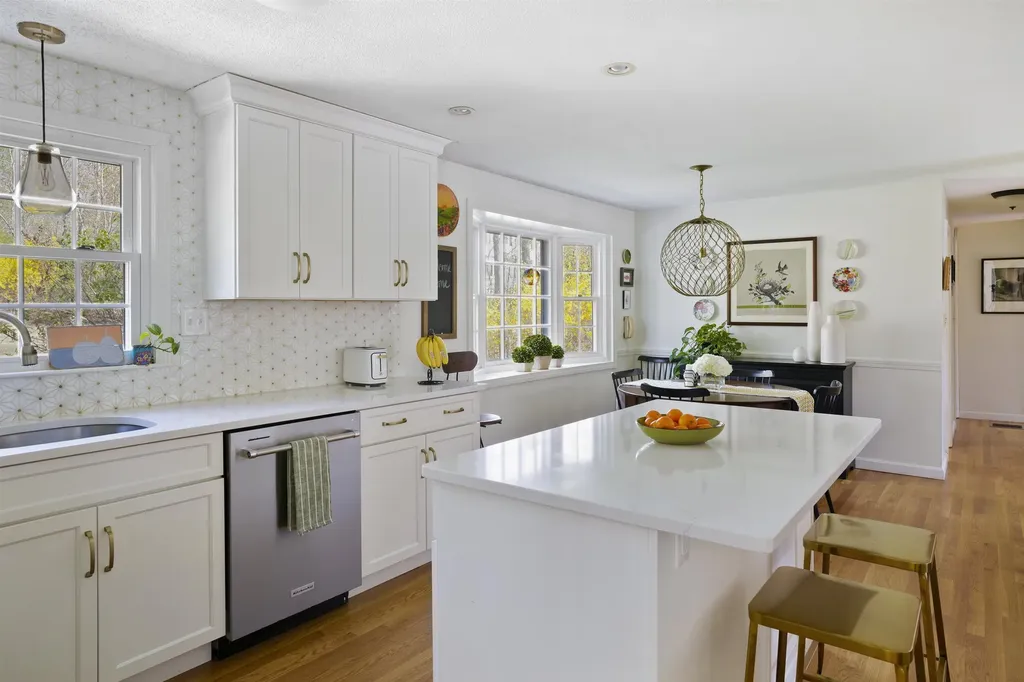 45 Gault Road Bedford NH 03110