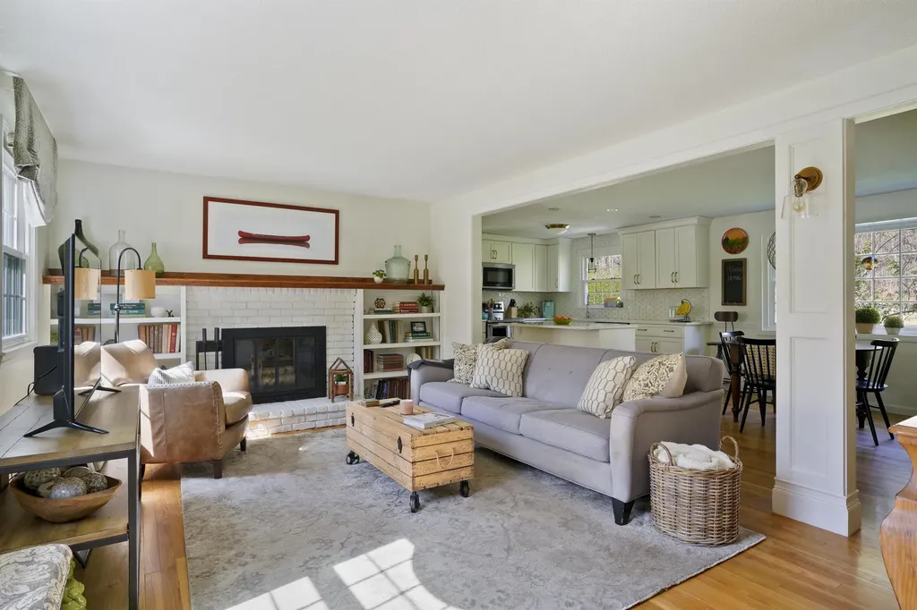 45 Gault Road Bedford NH 03110