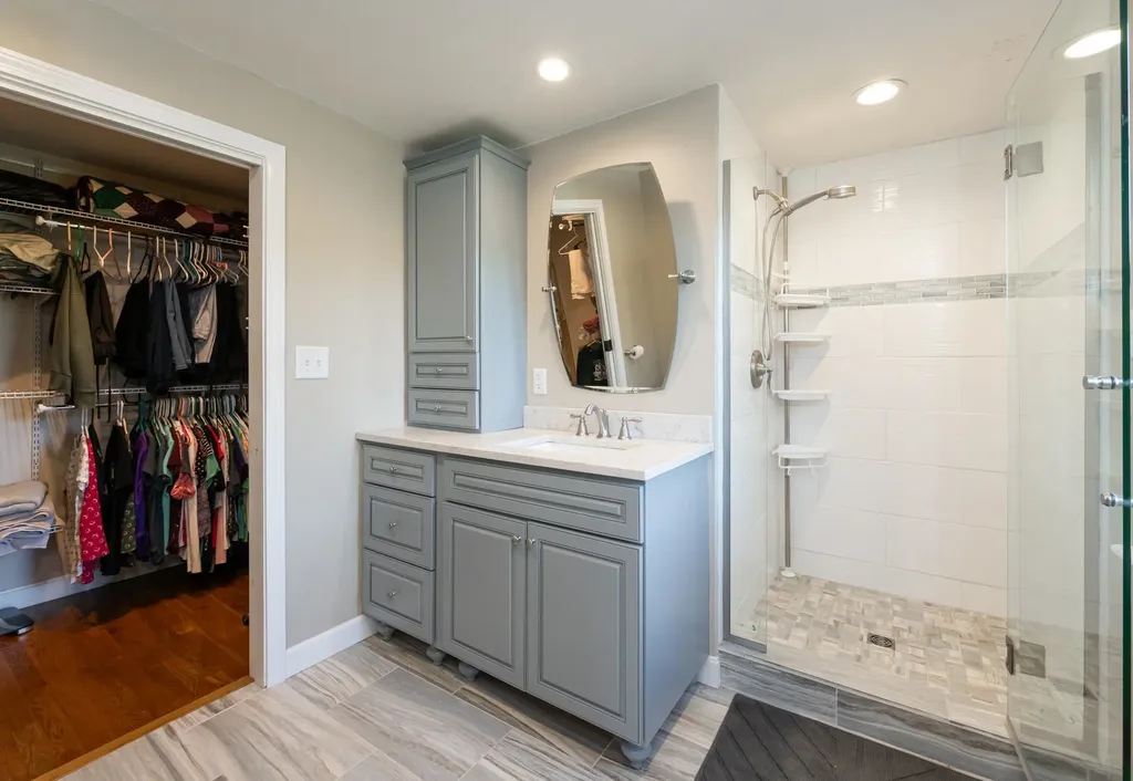 7 Pinecrest Drive Bedford NH 03110