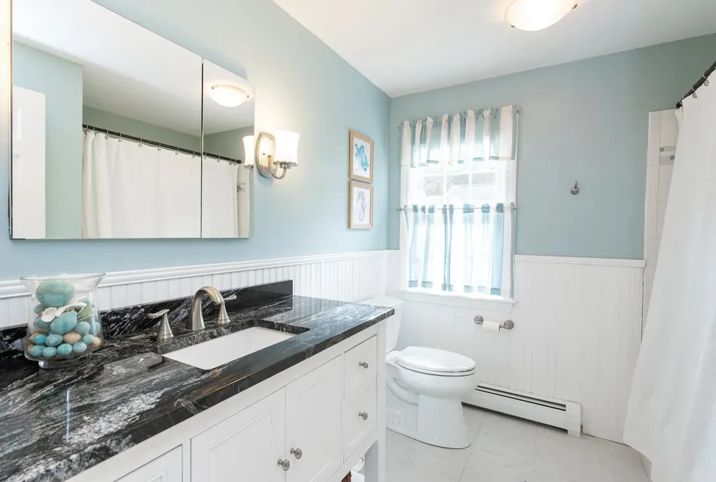 7 Pinecrest Drive Bedford NH 03110