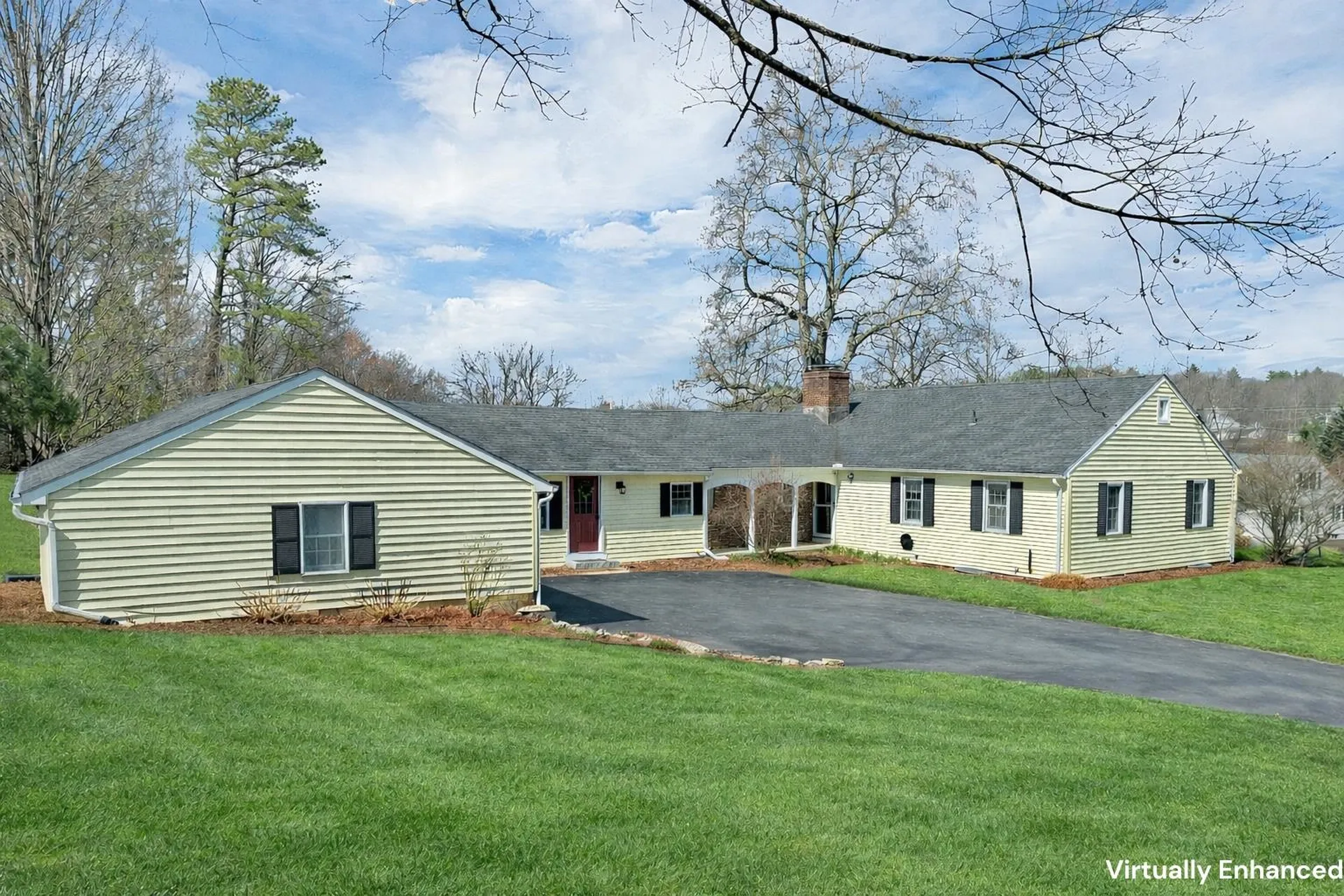 7 Pinecrest Drive Bedford NH 03110