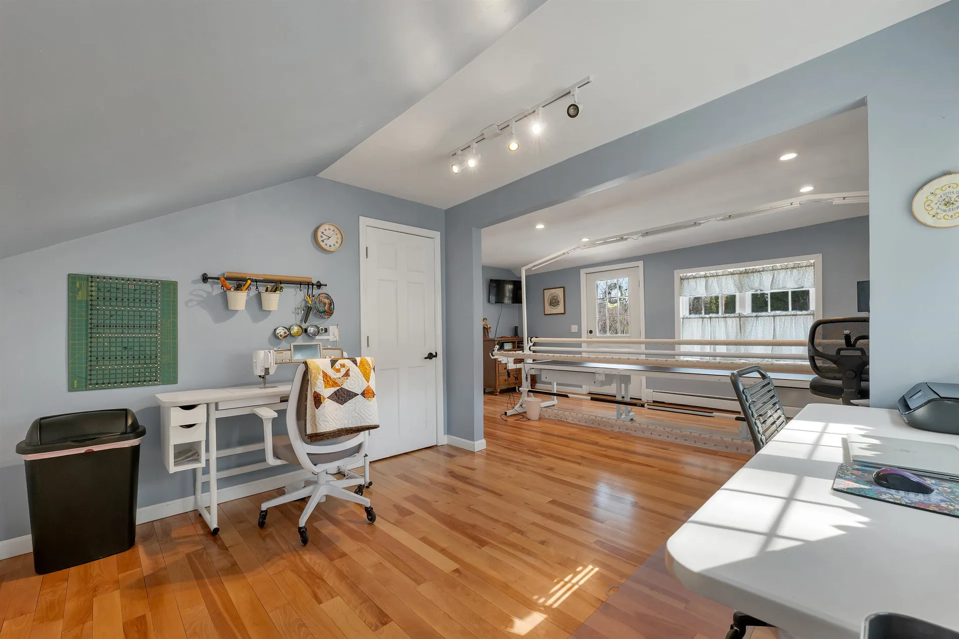 7 Pinecrest Drive Bedford NH 03110
