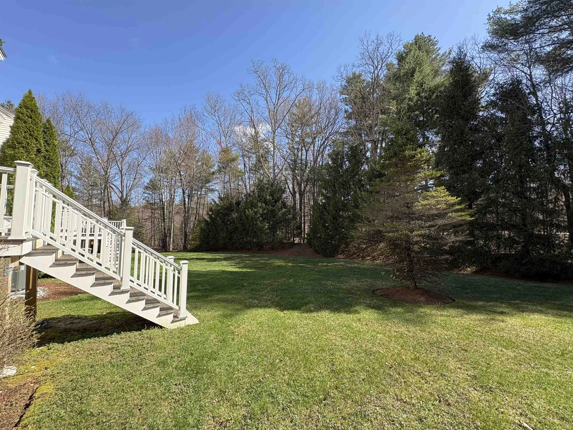 19 Mulberry Lane Amherst NH 03031