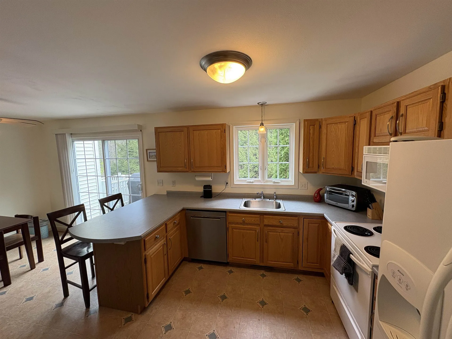 19 Mulberry Lane Amherst NH 03031